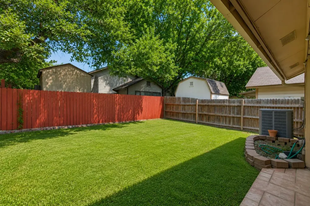 9718 Silver Moon San Antonio, TX 78254