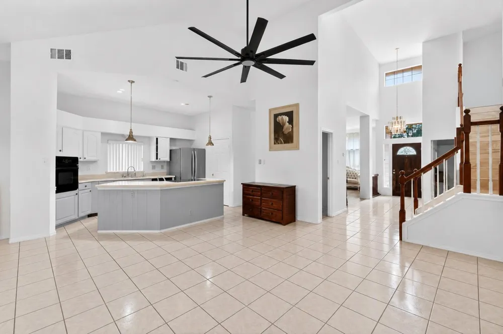 9718 Silver Moon San Antonio, TX 78254
