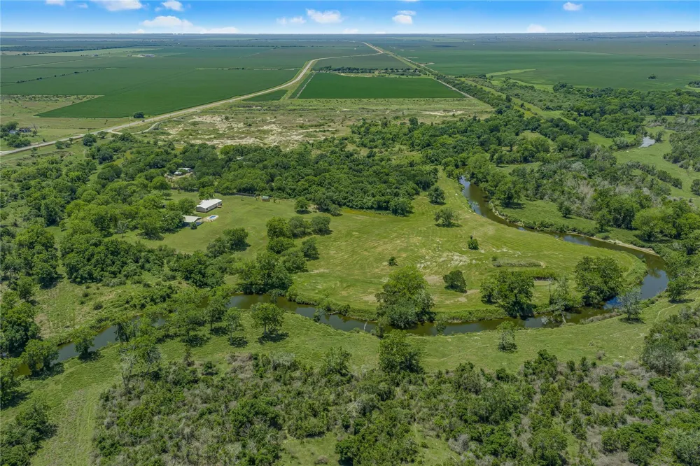 4516 Fm 1090 Port Lavaca, TX 77979