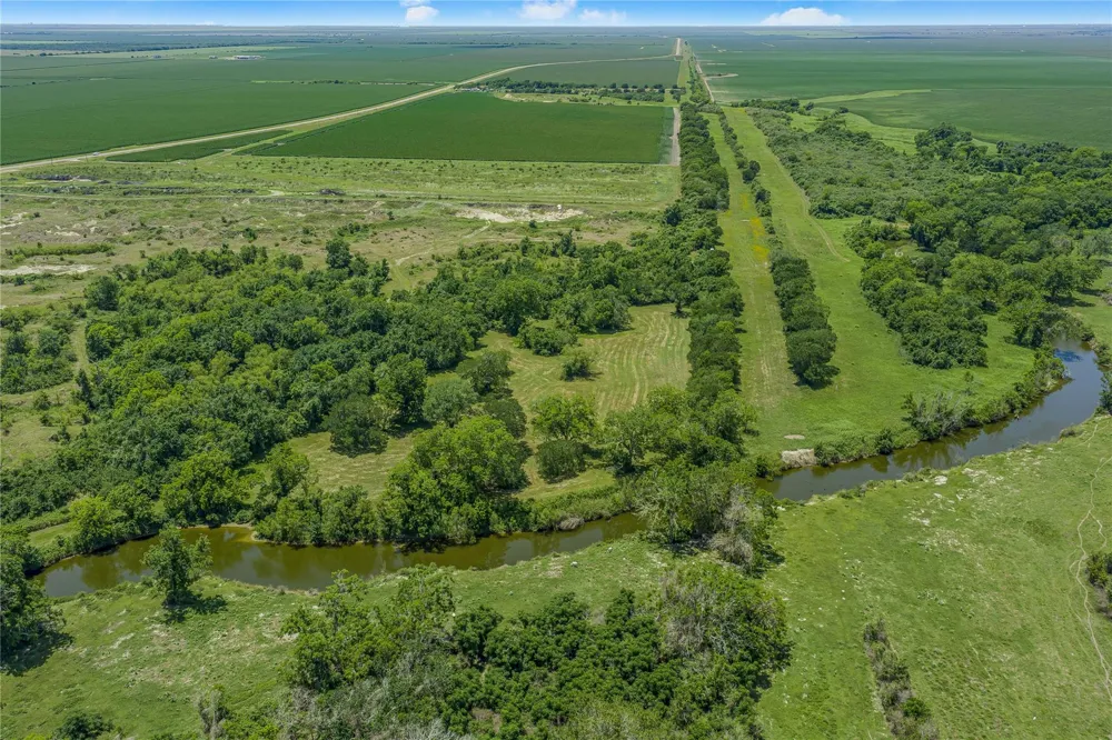 4516 Fm 1090 Port Lavaca, TX 77979