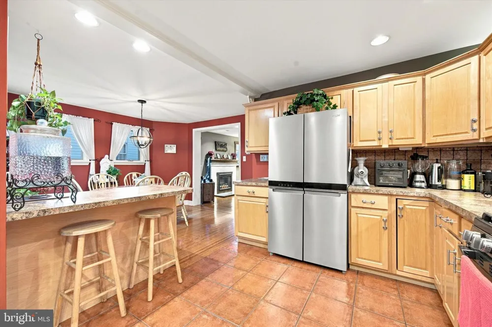 425 BARTLETT AVENUE Ridley Park, PA 19078