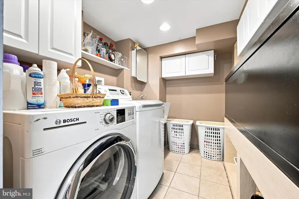 425 BARTLETT AVENUE Ridley Park, PA 19078