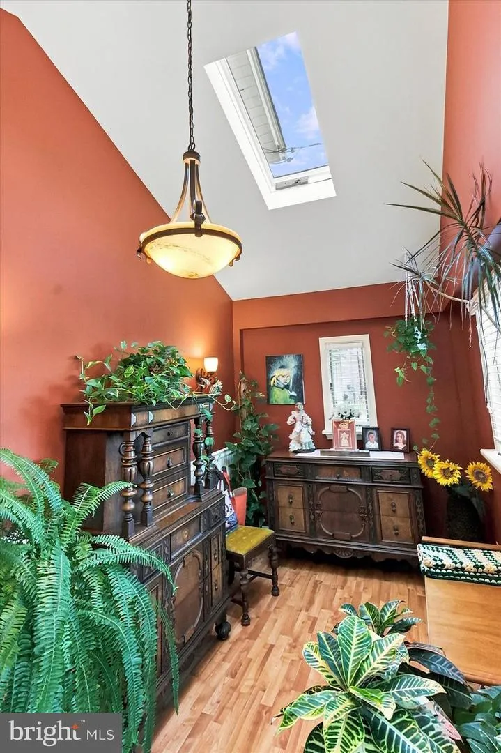 425 BARTLETT AVENUE Ridley Park, PA 19078