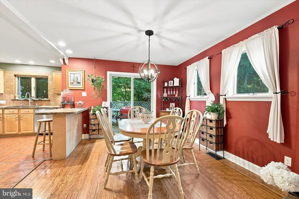 425 BARTLETT AVENUE Ridley Park, PA 19078