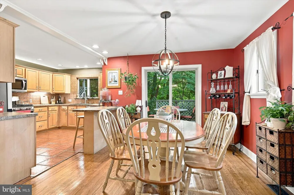 425 BARTLETT AVENUE Ridley Park, PA 19078