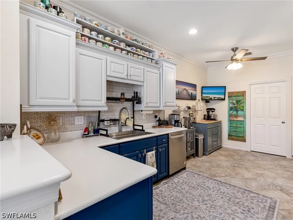 Larino Loop Estero, FL 33928