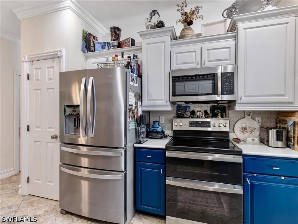 Larino Loop Estero, FL 33928