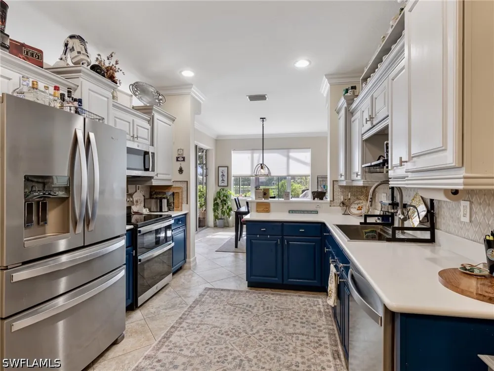 Larino Loop Estero, FL 33928