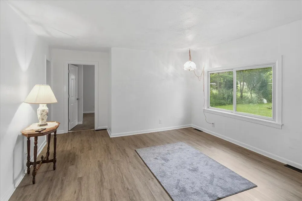 5218 Boylan Avenue Kalamazoo, MI 49004