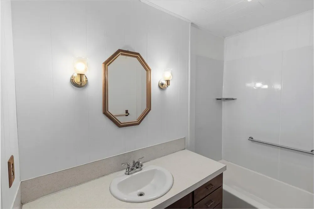 5218 Boylan Avenue Kalamazoo, MI 49004