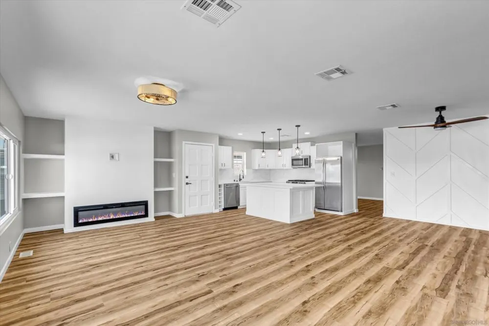 1440 S Orange ave #111 El Cajon, CA 92020