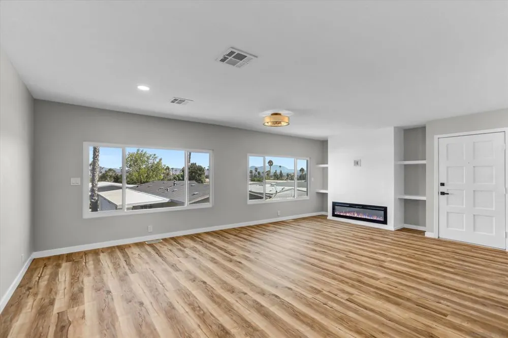 1440 S Orange ave #111 El Cajon, CA 92020