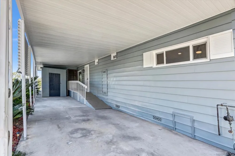 1440 S Orange ave #111 El Cajon, CA 92020