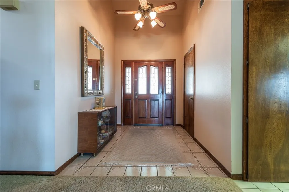 5305 Park Ln San Bernardino, CA 92404