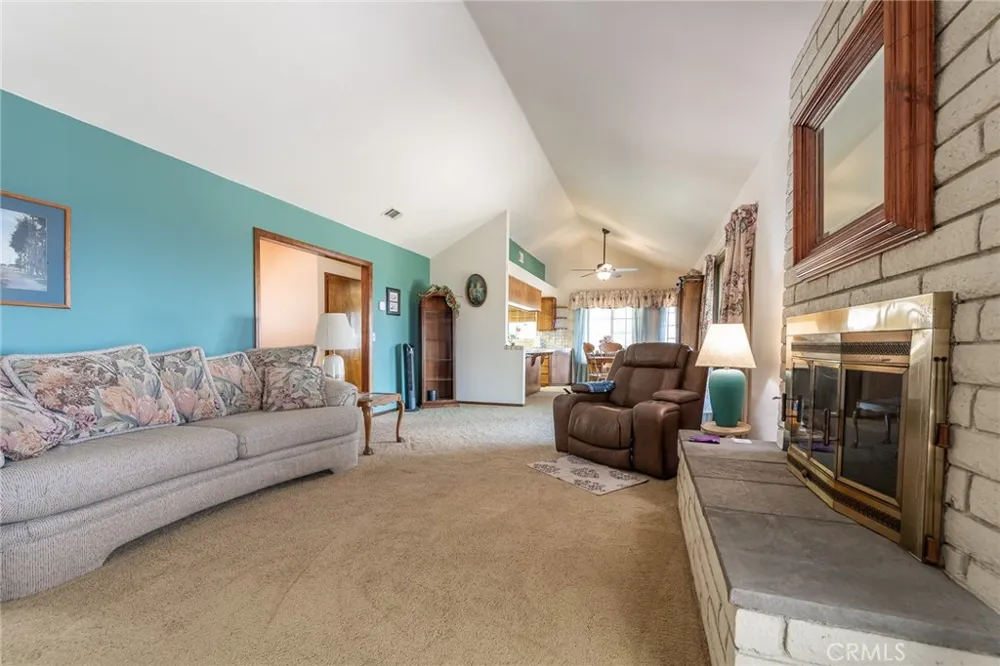 5305 Park Ln San Bernardino, CA 92404