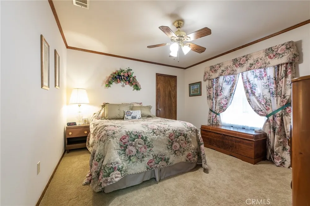5305 Park Ln San Bernardino, CA 92404
