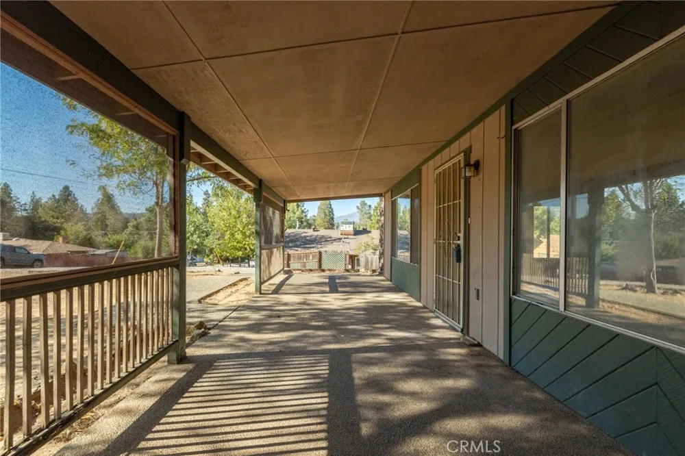 49832 Pierce Oakhurst, CA 93644