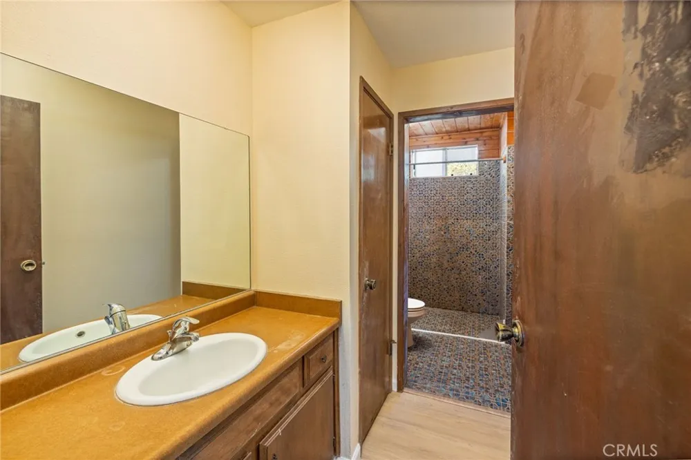 49832 Pierce Oakhurst, CA 93644