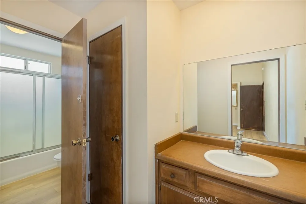 49832 Pierce Oakhurst, CA 93644