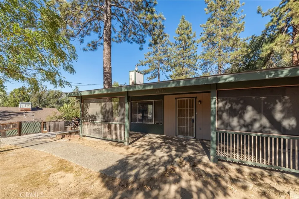 49832 Pierce Oakhurst, CA 93644