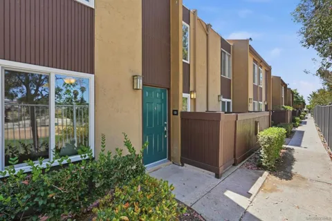 3454 Castle Glen Dr. #151