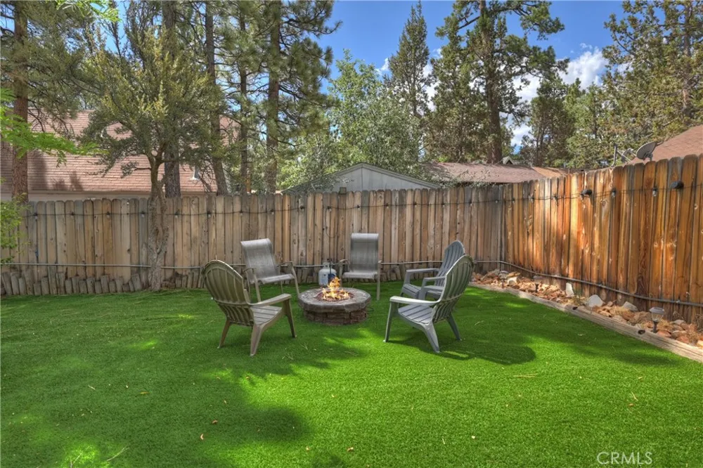 524 Highland Sugarloaf, CA 92386