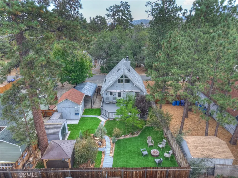524 Highland Sugarloaf, CA 92386
