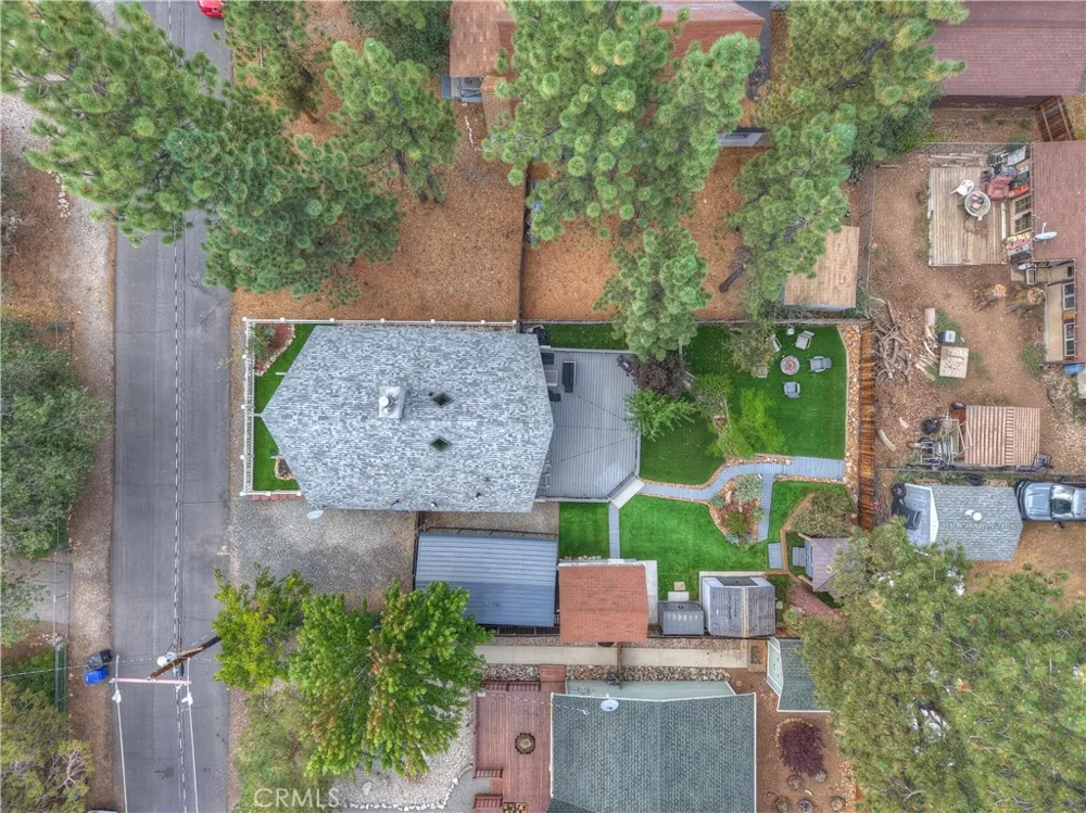 524 Highland Sugarloaf, CA 92386
