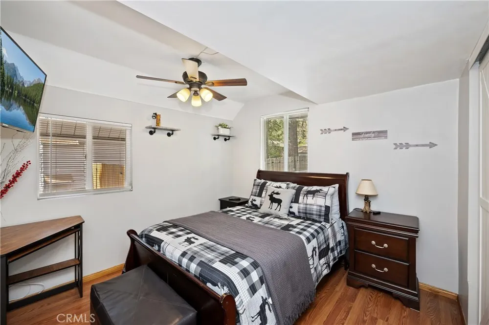 524 Highland Sugarloaf, CA 92386
