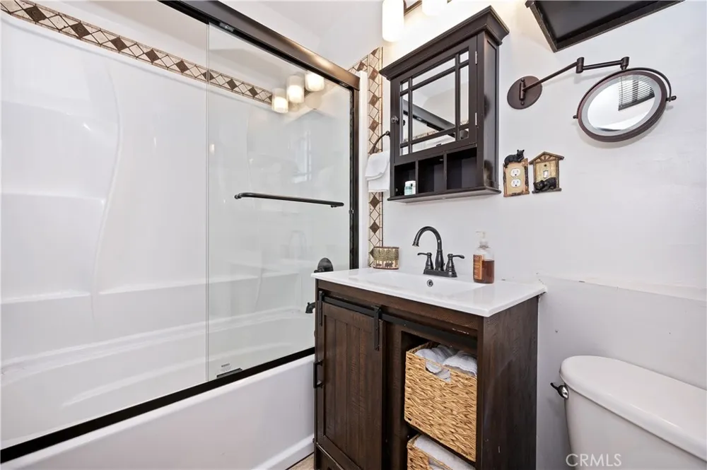 524 Highland Sugarloaf, CA 92386
