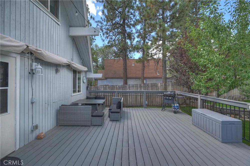 524 Highland Sugarloaf, CA 92386