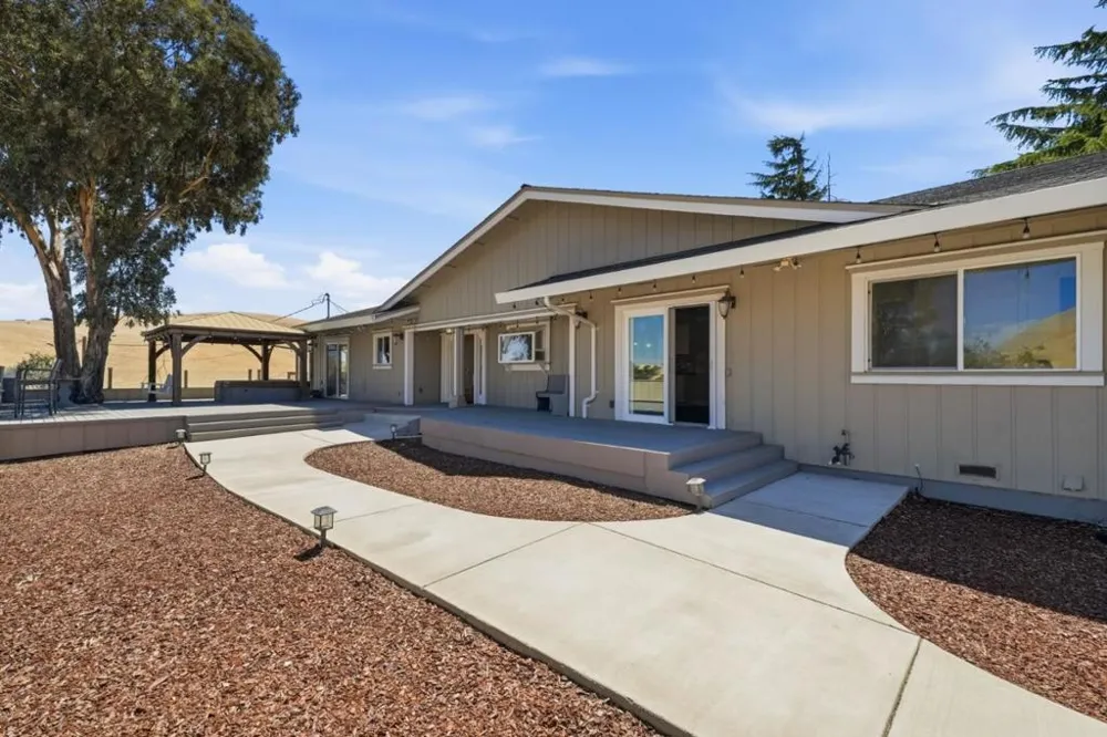 2301 Hess Road Concord, CA 94521