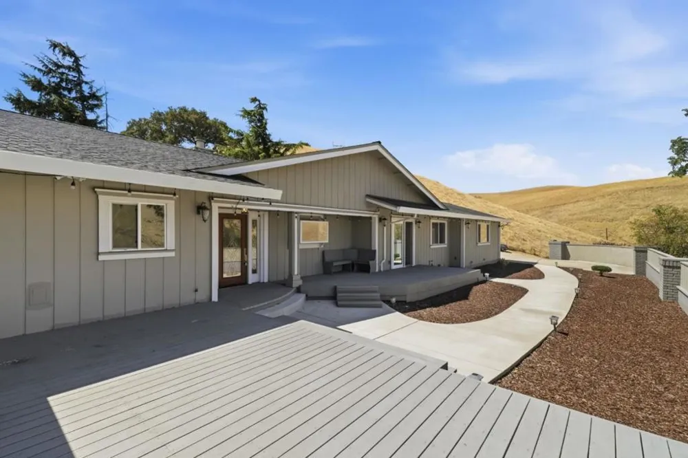 2301 Hess Road Concord, CA 94521