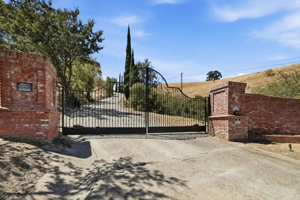 2301 Hess Road Concord, CA 94521
