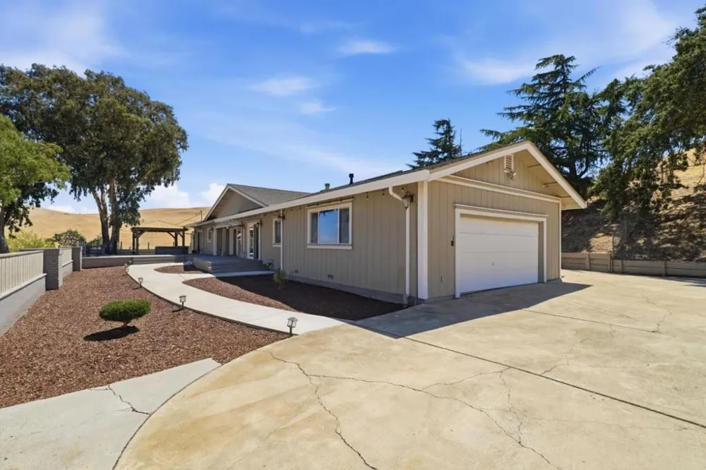 2301 Hess Road Concord, CA 94521