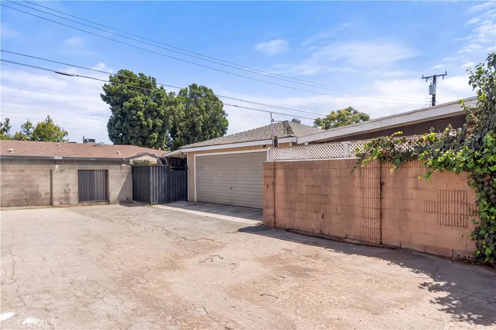 14318 Madris Avenue Norwalk, CA 90650