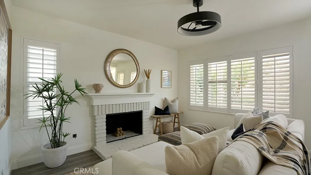 21262 Limber Mission Viejo, CA 92692