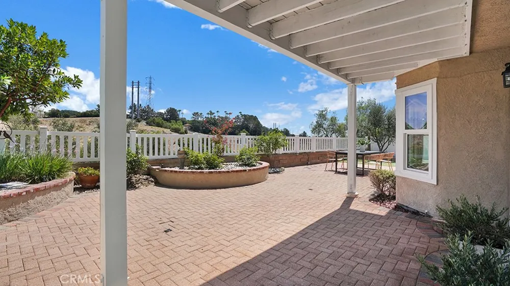 21262 Limber Mission Viejo, CA 92692