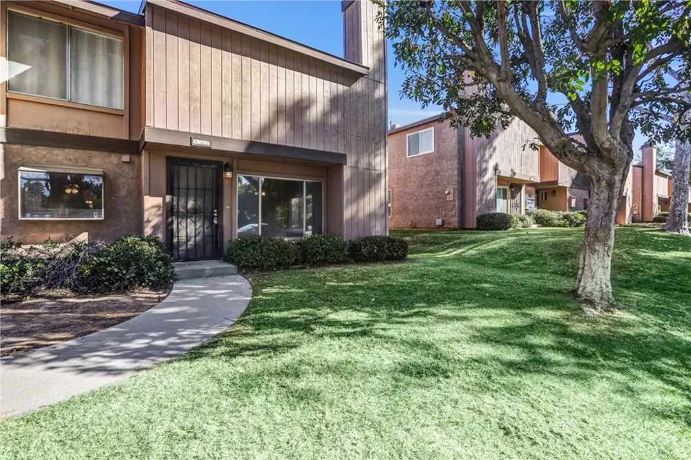 122 Tamarisk Redlands, CA 92373