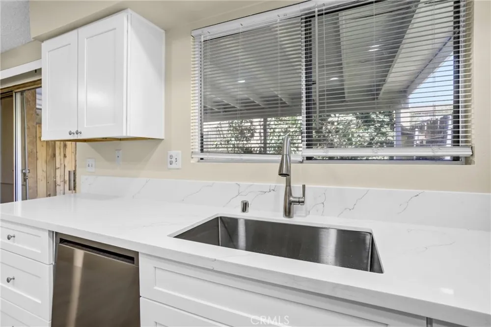 122 Tamarisk Redlands, CA 92373