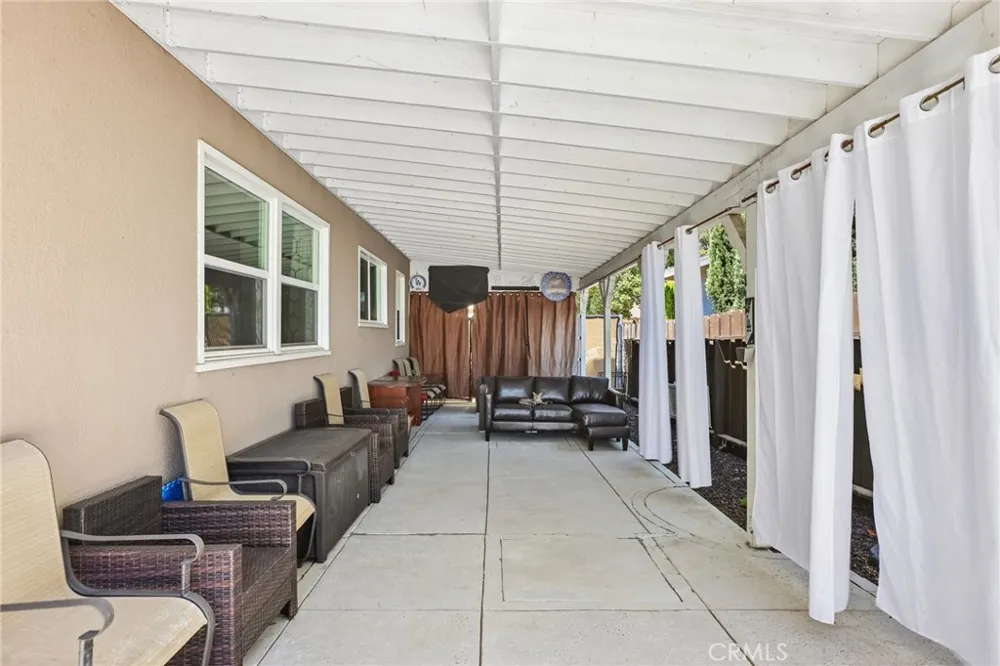 6616 Yolanda Avenue Reseda, CA 91335