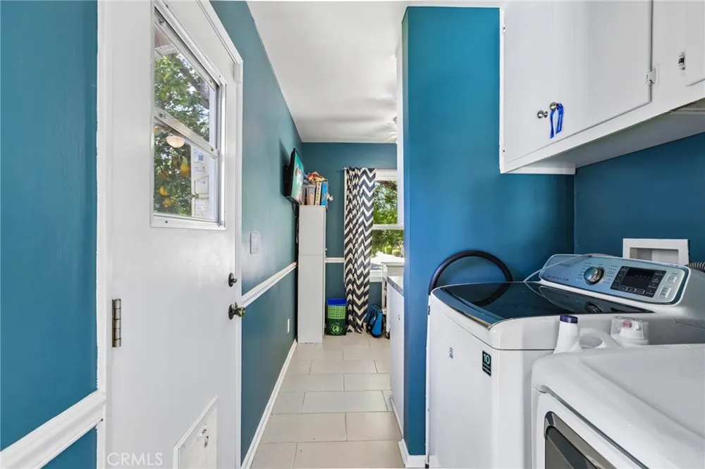 6616 Yolanda Avenue Reseda, CA 91335