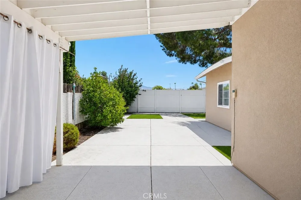 6616 Yolanda Avenue Reseda, CA 91335