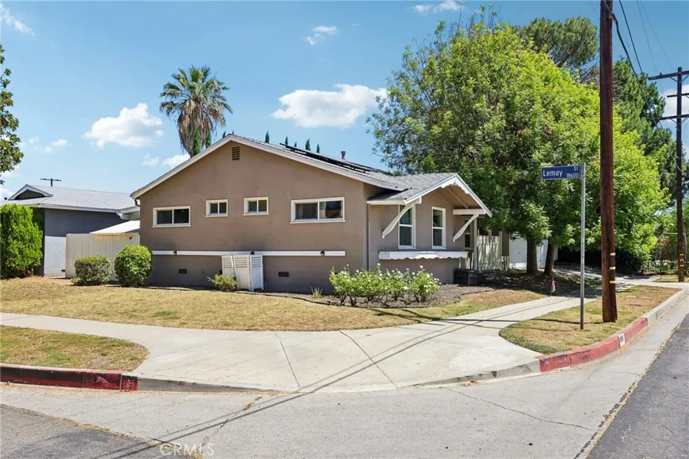 6616 Yolanda Avenue Reseda, CA 91335