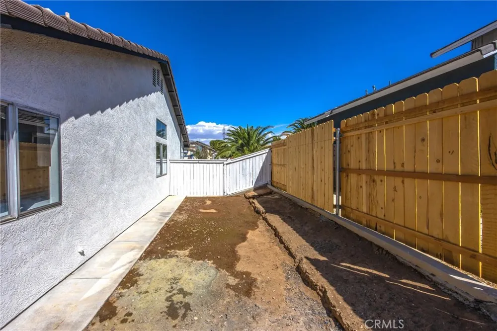 13230 Brant Victorville, CA 92392