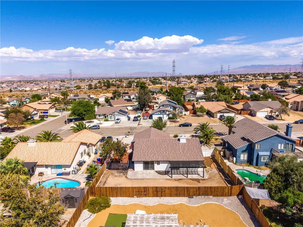 13230 Brant Victorville, CA 92392
