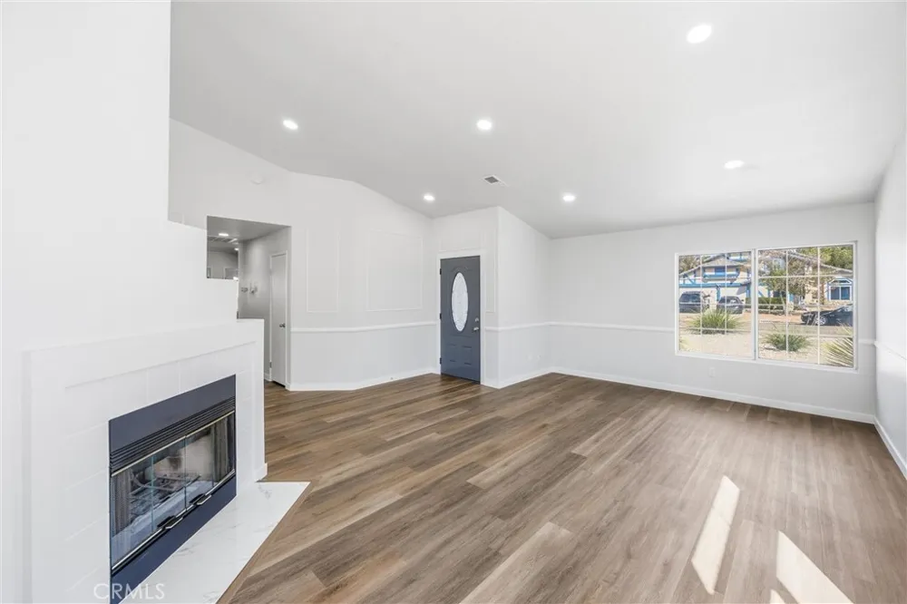 13230 Brant Victorville, CA 92392
