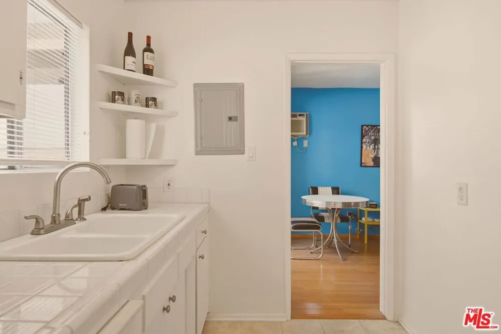 960 Larrabee Street #117 West Hollywood, CA 90069
