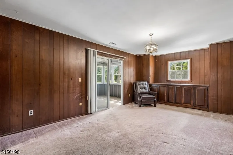 672 Thruway Dr Bridgewater, NJ 08807