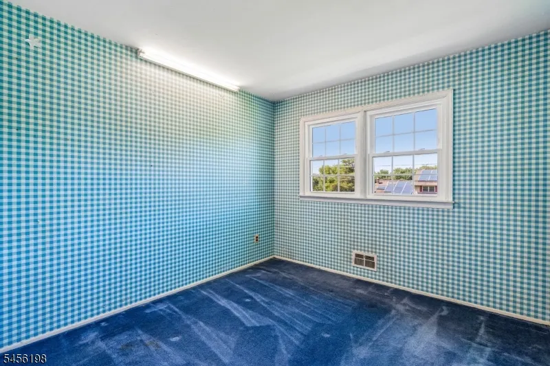 672 Thruway Dr Bridgewater, NJ 08807